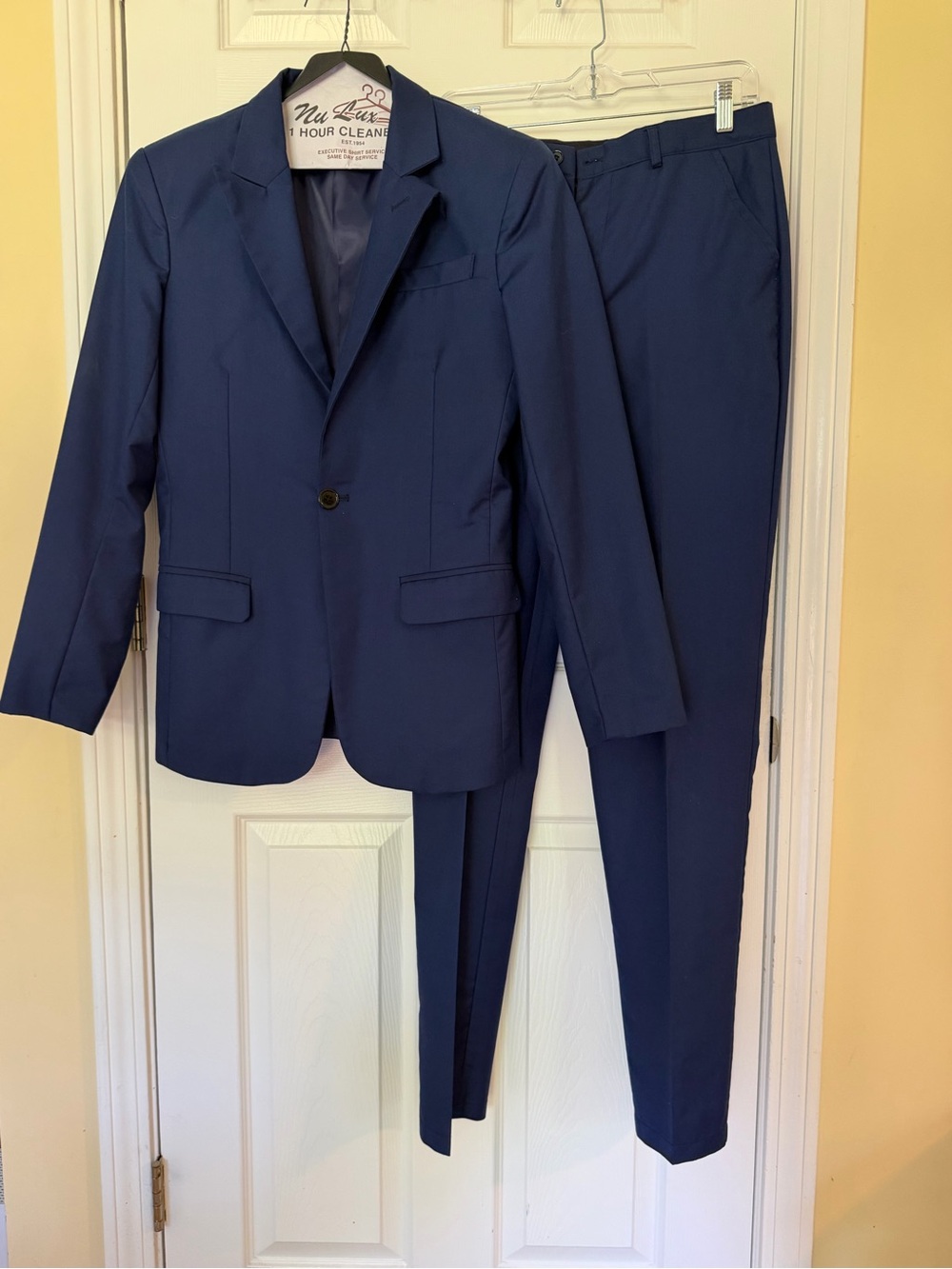 Amazon Men's Navy Two-Piece Tailored Suit